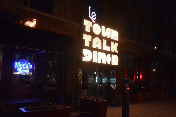 Le Town Talk Bistro